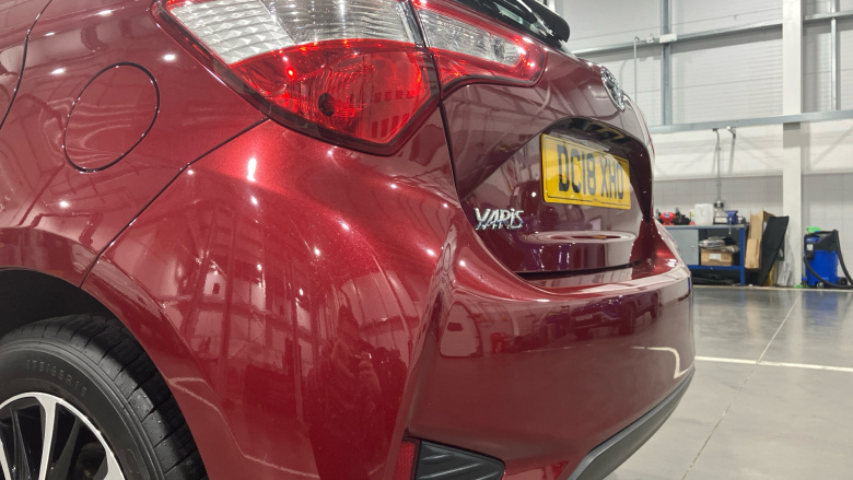 Toyota Yaris 1.5 VVT-i Icon Tech 5dr CVT Petrol Hatchback